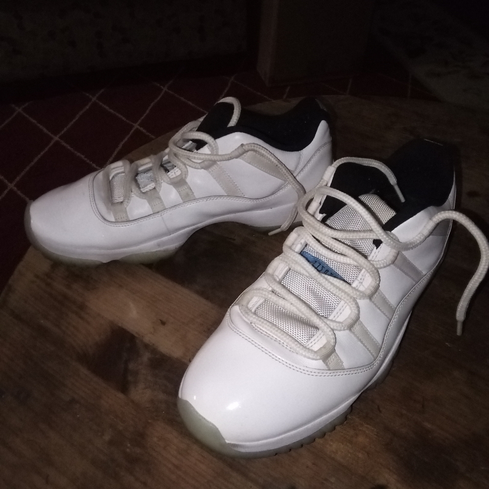 Nike White and Black Athletic Shoes